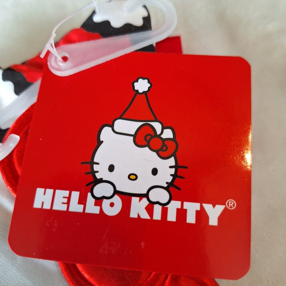 Hello‎ Kitty Head With Red Bow Christmas Holiday Gift Decor Kitchen Hand Towel - Picture 2 of 10